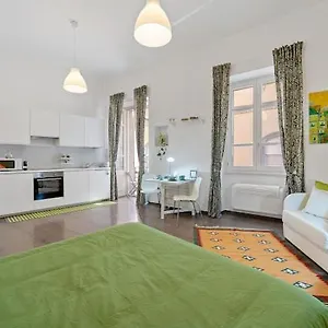 Hometolove Marina Appartement Cagliari