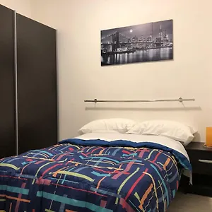 Giù A Appartement Palerme